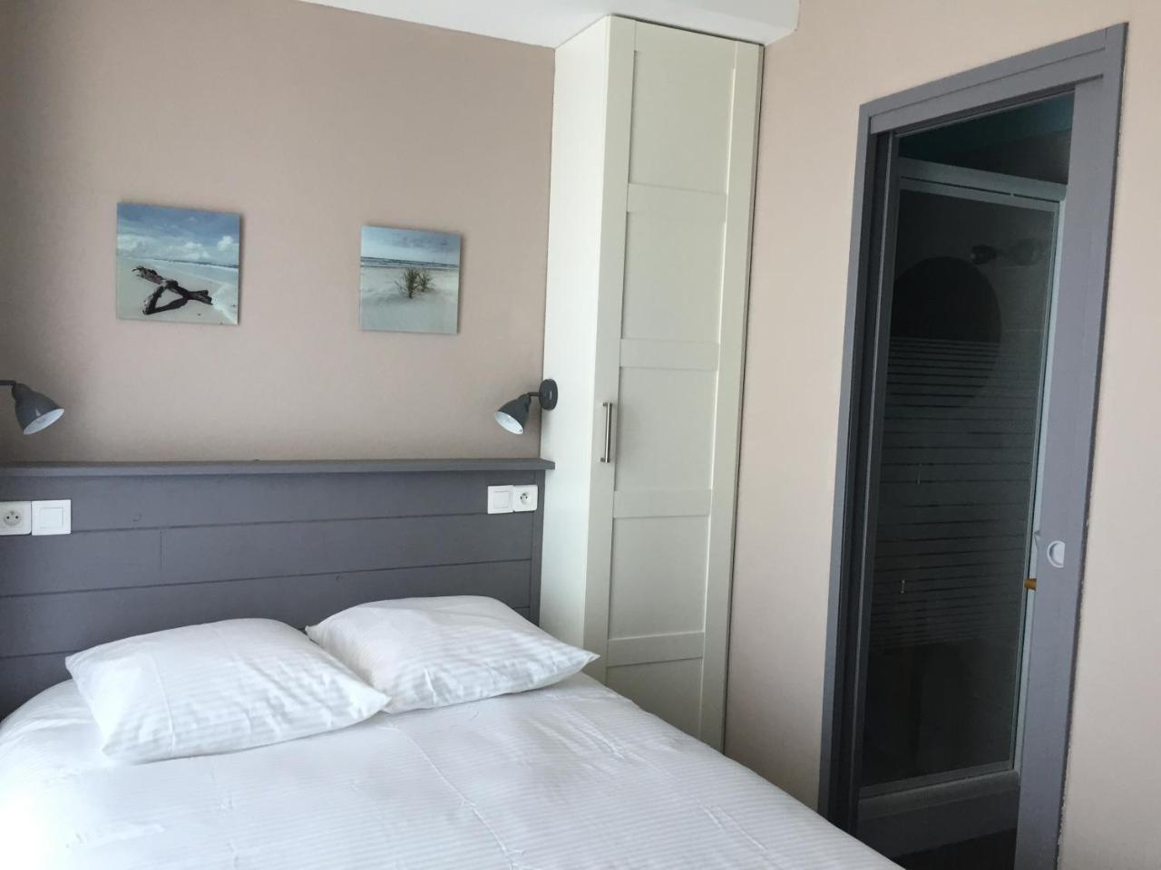 Le Cannier Hotel La Seyne-sur-Mer Exterior photo